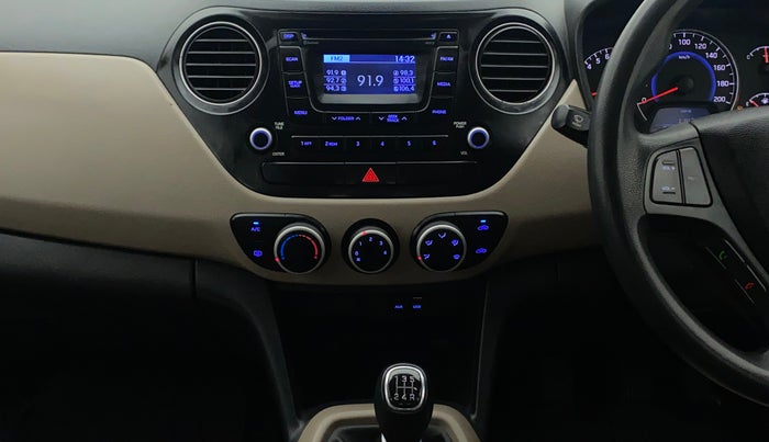 2016 Hyundai Grand i10 SPORTZ 1.2 KAPPA VTVT, Petrol, Manual, 96,357 km, Air Conditioner