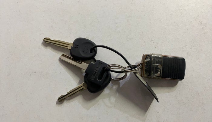 2015 Hyundai i10 MAGNA 1.1, Petrol, Manual, 58,582 km, Key Close Up