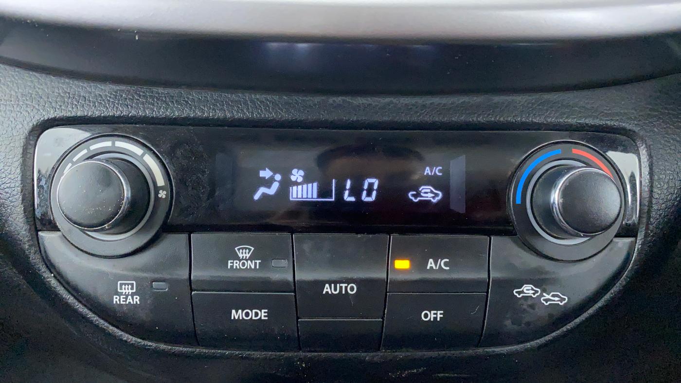 2020 Maruti XL6 ALPHA AT SHVS, Petrol, Automatic, 46,418 km, Automatic Climate Control