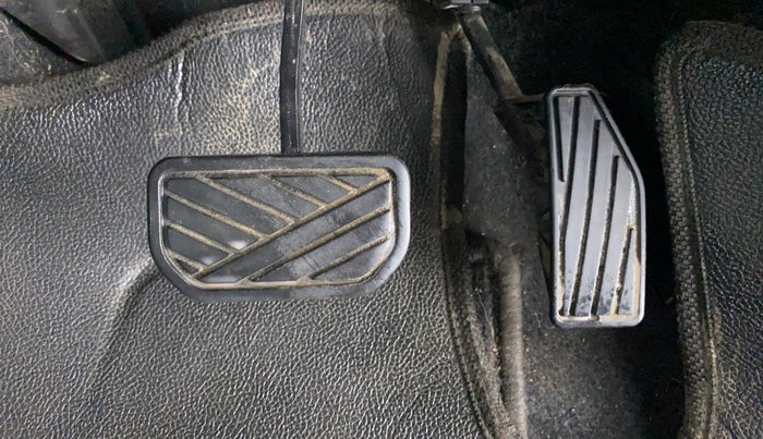 2020 Maruti XL6 ALPHA AT SHVS, Petrol, Automatic, 46,418 km, Pedals