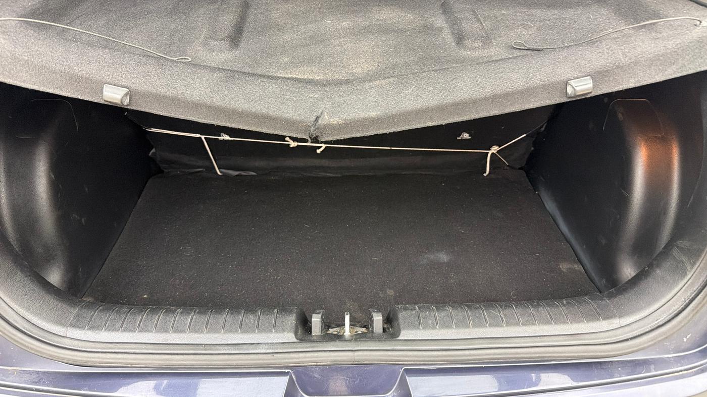 2021 Hyundai VENUE S 1.2, Petrol, Manual, 42,245 km, Boot Inside