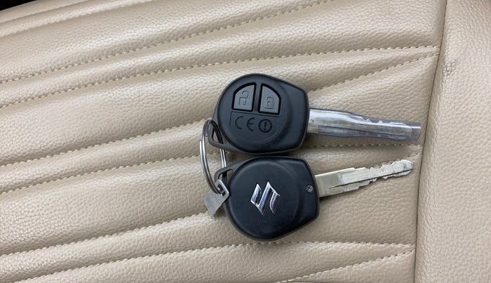 2024 Maruti Ertiga VXi (O), Petrol, Manual, 21,464 km, Key Close Up