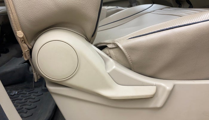 2024 Maruti Ertiga VXi (O), Petrol, Manual, 21,464 km, Driver Side Adjustment Panel