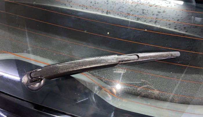 2023 Nissan MAGNITE XV TURBO CVT RED EDITION, Petrol, Automatic, 38,860 km, Rear Wiper