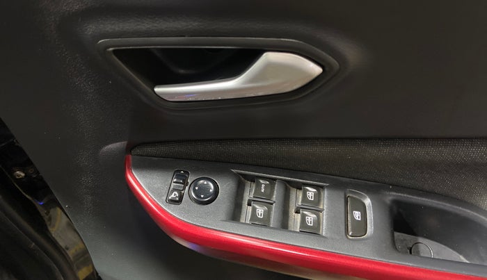 2023 Nissan MAGNITE XV TURBO CVT RED EDITION, Petrol, Automatic, 38,860 km, Driver Side Door Panels Control