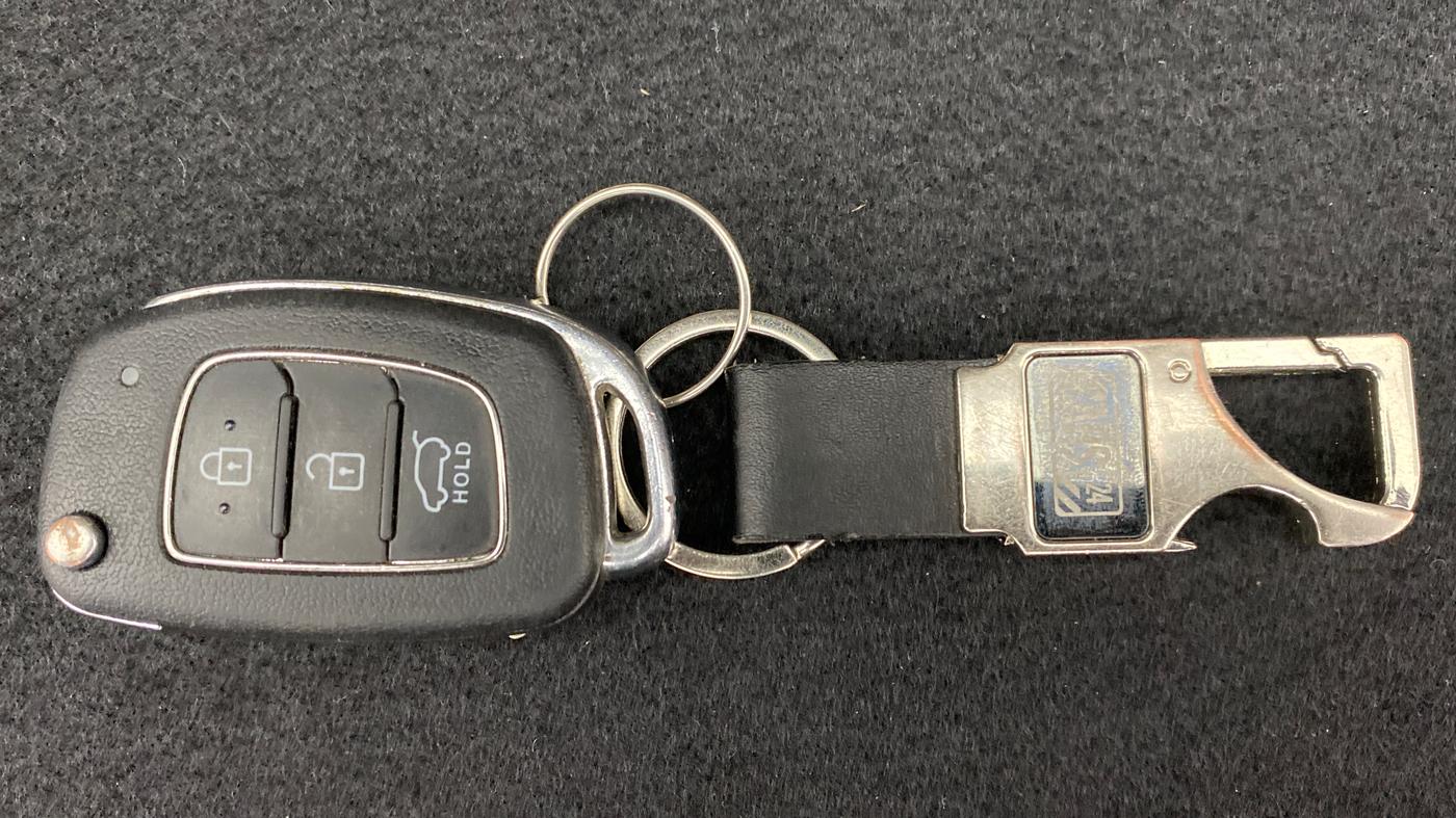 2021 Hyundai VENUE SX 1.0 GDI IMT, Petrol, Manual, 15,454 km, Key Close Up