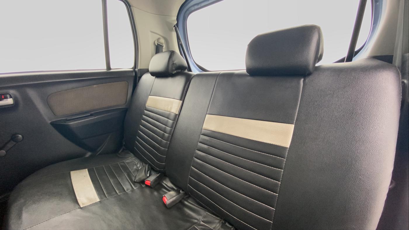 2014 Maruti Wagon R 1.0 LXI, Petrol, Manual, 69,067 km, Right Side Door Cabin View