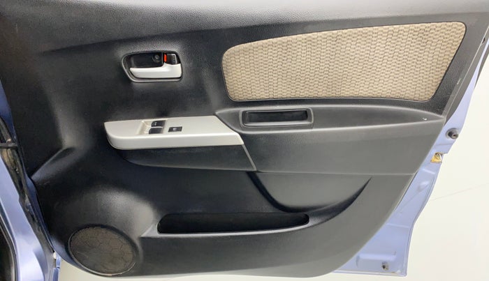 2014 Maruti Wagon R 1.0 LXI, Petrol, Manual, 69,067 km, Driver Side Door Panels Control