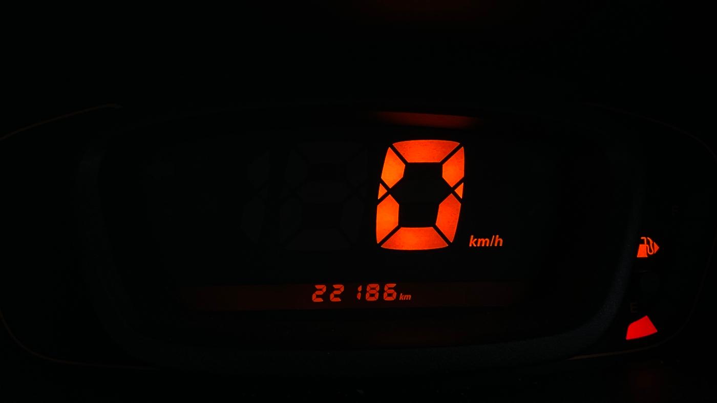 2016 Renault Kwid RXT 0.8, Petrol, Manual, 22,183 km, Odometer Image