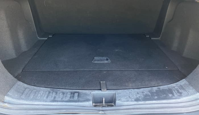2021 Tata Harrier XMA 2.0L KRYOTEC, Diesel, Automatic, 97,438 km, Boot Inside