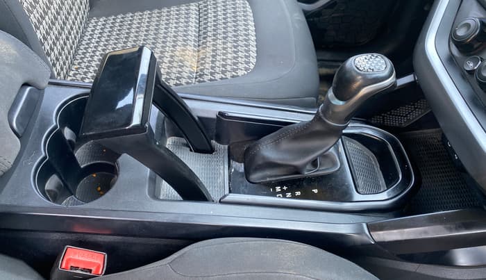 2021 Tata Harrier XMA 2.0L KRYOTEC, Diesel, Automatic, 97,438 km, Gear Lever