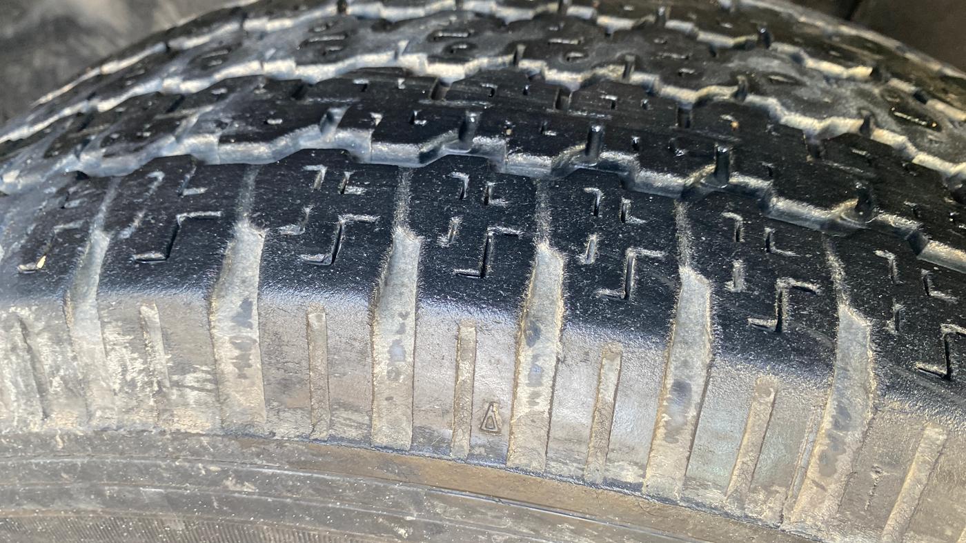 2021 Tata Harrier XMA 2.0L KRYOTEC, Diesel, Automatic, 97,438 km, Left Front Tyre Tread