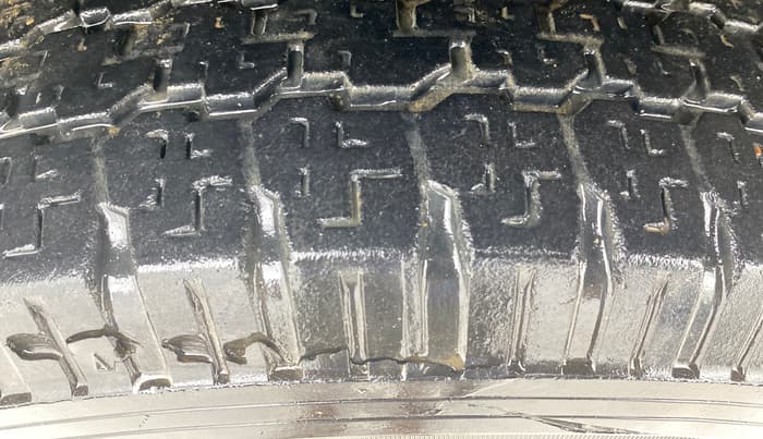 2021 Tata Harrier XMA 2.0L KRYOTEC, Diesel, Automatic, 97,438 km, Left Rear Tyre Tread