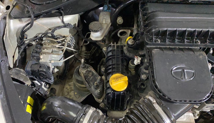 2019 Tata Tiago XT PETROL, CNG, Manual, 1,56,822 km, Engine View - Right