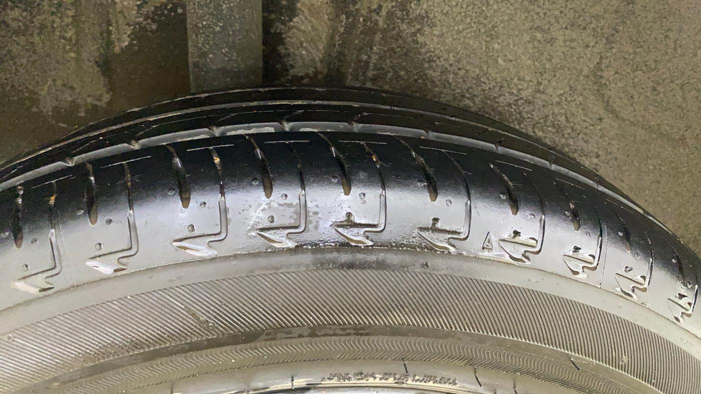 2024 Maruti IGNIS SIGMA 1.2, Petrol, Manual, 13,875 km, Right Rear Tyre Tread