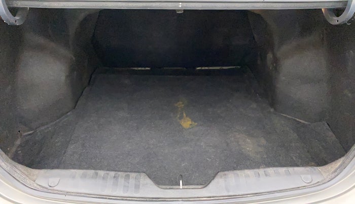 2019 Maruti Ciaz ALPHA 1.5 SHVS PETROL, Petrol, Manual, 1,06,244 km, Boot Inside