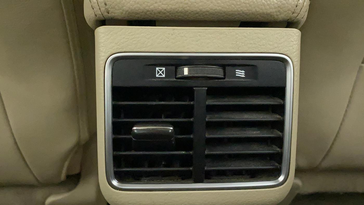 2019 Maruti Ciaz ALPHA 1.5 SHVS PETROL, Petrol, Manual, 1,06,244 km, Rear AC Vents