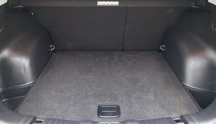 2019 Jeep Compass 1.4  LONGITUDE (O) AT, Petrol, Automatic, 30,760 km, Boot Inside