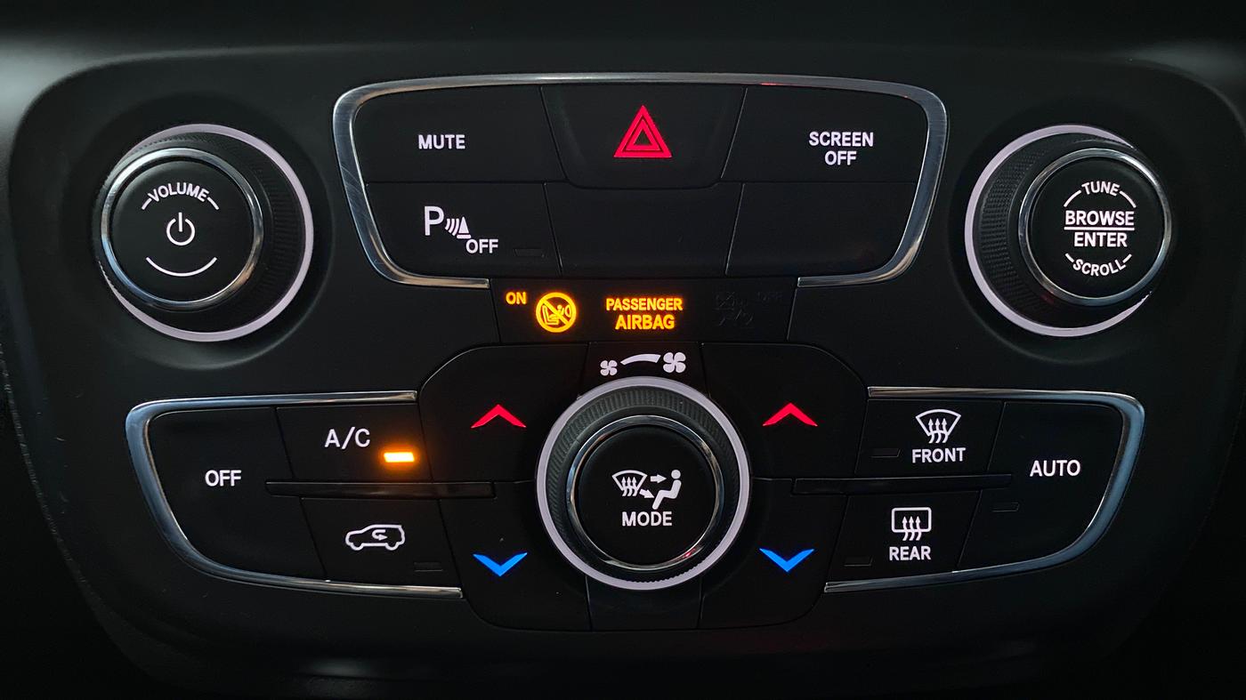 2019 Jeep Compass 1.4  LONGITUDE (O) AT, Petrol, Automatic, 30,760 km, Multi-Zone Climate Control