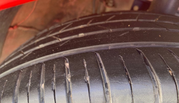 2019 Volkswagen Polo HIGHLINE PLUS 1.0 16 ALLOY, Petrol, Manual, 47,433 km, Right Front Tyre Tread