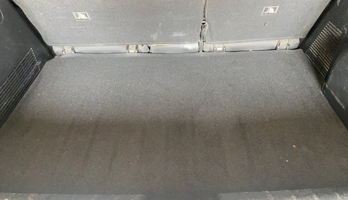 2024 KIA SONET HTX PLUS 1.5 DIESEL IMT, Diesel, Manual, 30,735 km, Boot Inside