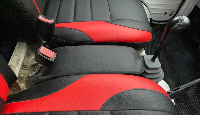 2017 Maruti OMNI E 8 STR, Petrol, Manual, 56,991 km, Gear Lever