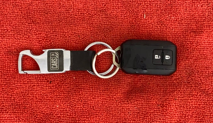 2020 Maruti XL6 ALPHA AT, Petrol, Automatic, 60,614 km, Key Close Up