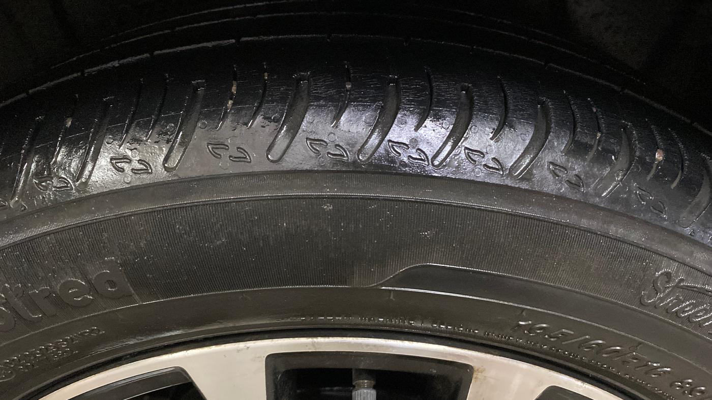 2022 Maruti XL6 ZETA AT, Petrol, Automatic, 58,051 km, Left Rear Tyre Tread