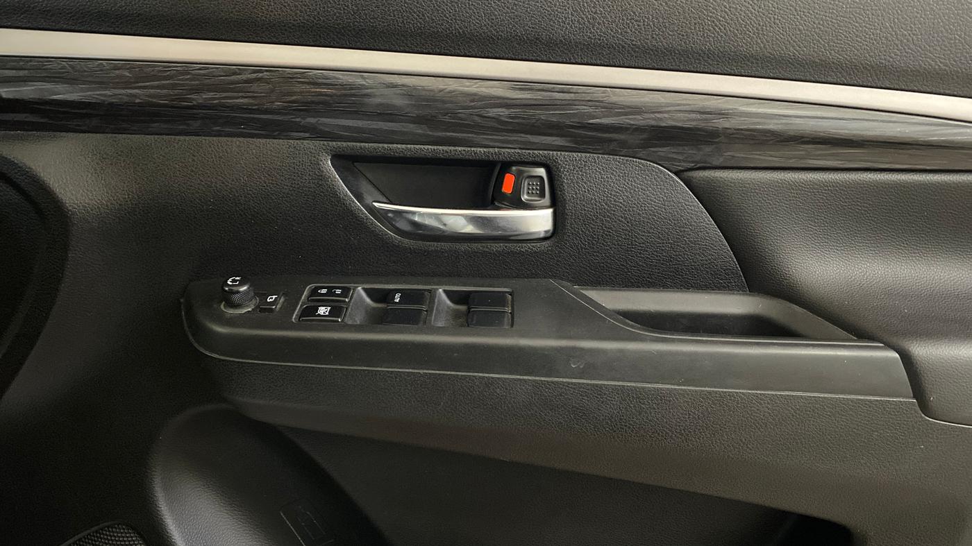 2022 Maruti XL6 ZETA AT, Petrol, Automatic, 58,051 km, Driver Side Door Panels Control