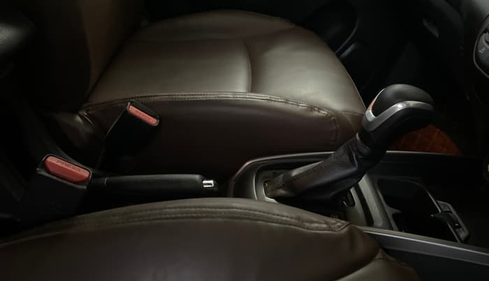 2022 Maruti XL6 ZETA AT, Petrol, Automatic, 58,051 km, Gear Lever