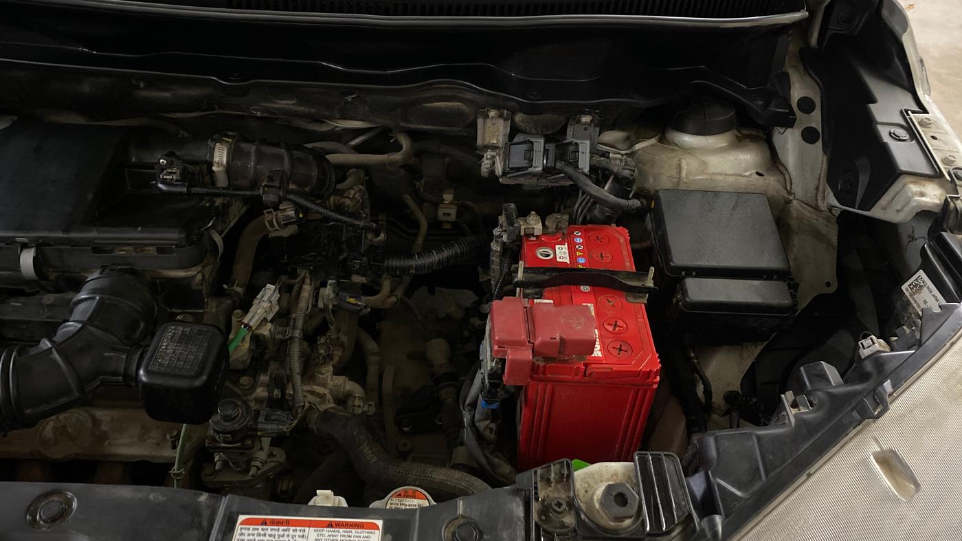 2022 Maruti XL6 ZETA AT, Petrol, Automatic, 58,051 km, Engine View - Left