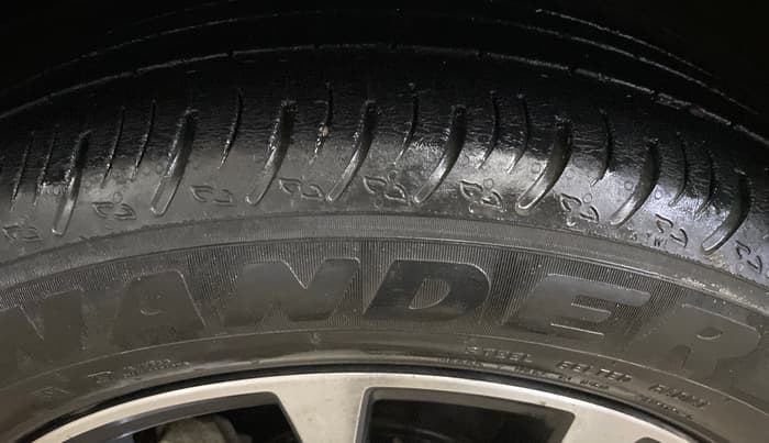 2022 Maruti XL6 ZETA AT, Petrol, Automatic, 58,051 km, Left Front Tyre Tread
