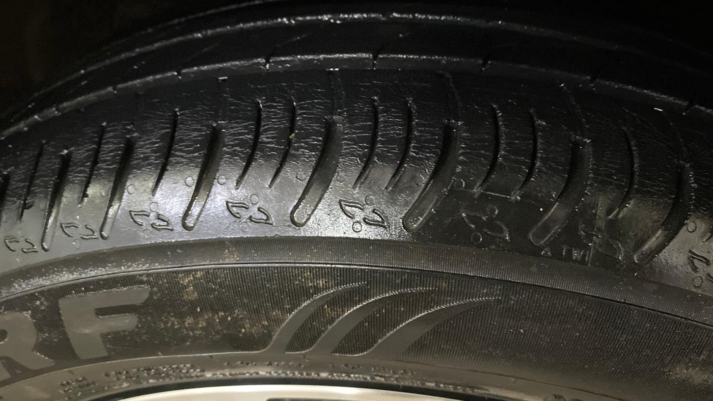 2022 Maruti XL6 ZETA AT, Petrol, Automatic, 58,051 km, Right Front Tyre Tread