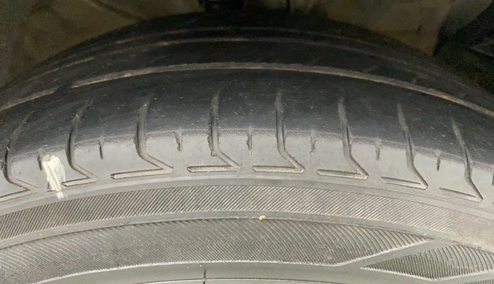 2018 Hyundai Creta SX AT 1.6 PETROL, Petrol, Automatic, 68,036 km, Right Front Tyre Tread
