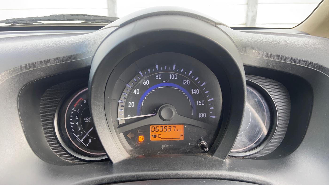 2015 Honda Brio VX AT, Petrol, Automatic, 63,920 km, Odometer Image