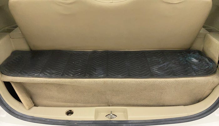 2013 Maruti Ertiga VXI CNG, CNG, Manual, 23,031 km, Boot Inside