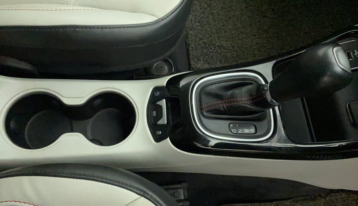 2020 Jeep Compass LIMITED PLUS PETROL AT, Petrol, Automatic, 30,199 km, Gear Lever