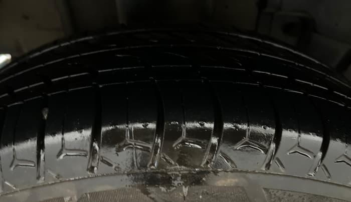 2024 Tata TIGOR XZ PLUS CNG, CNG, Manual, 13,429 km, Right Rear Tyre Tread
