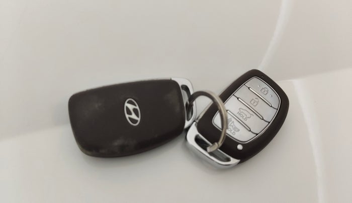 2023 Hyundai NEW I20 N LINE N8 1.0 TURBO GDI IMT, Petrol, Manual, 25,811 km, Key Close Up