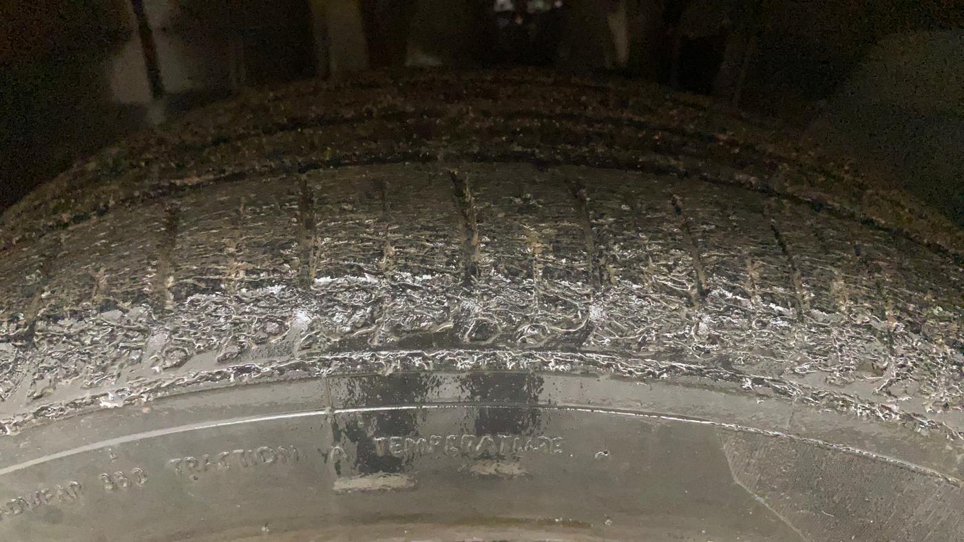 2019 Renault TRIBER RXZ, Petrol, Manual, 51,651 km, Left Front Tyre Tread