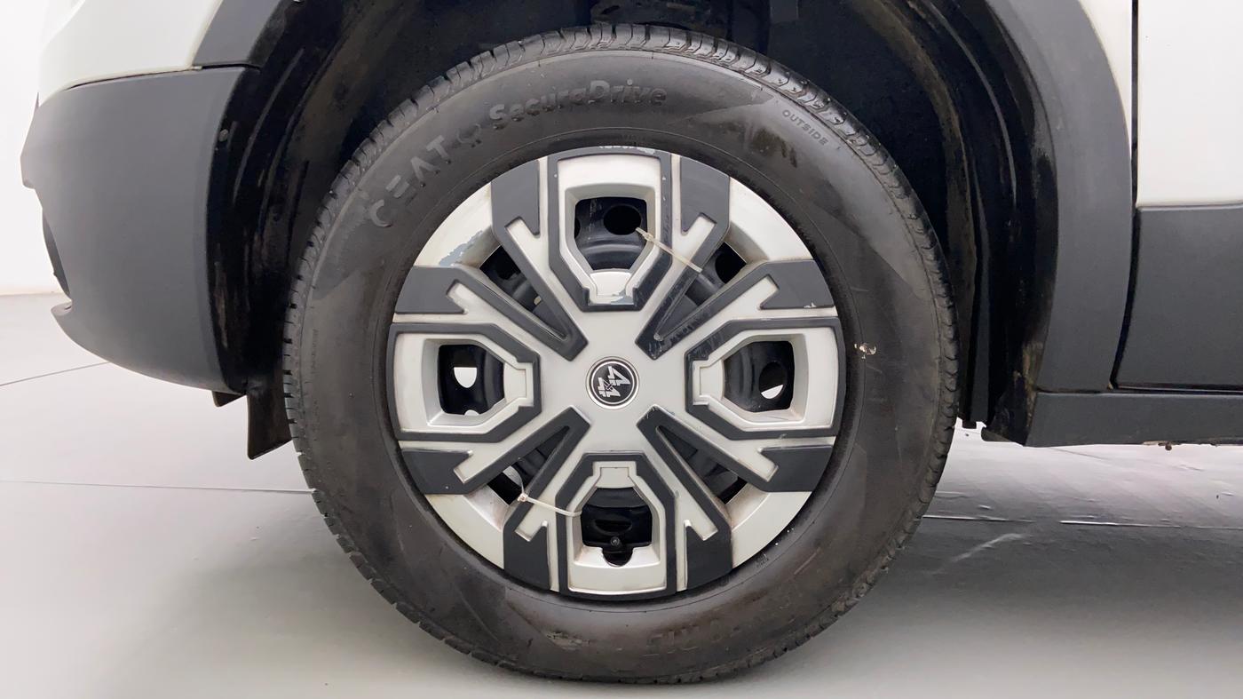 2022 Tata PUNCH PURE MT, Petrol, Manual, 1,889 km, Left Front Wheel