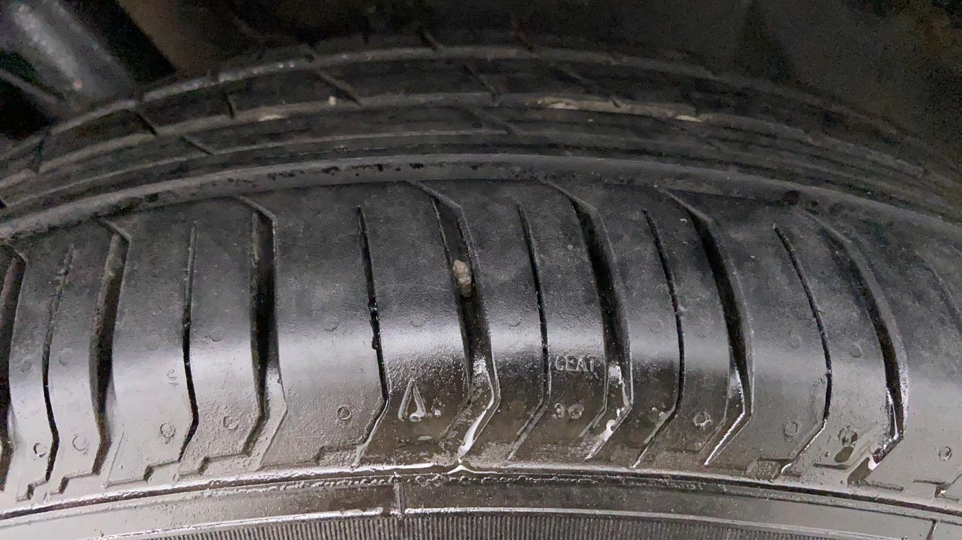 2022 Tata PUNCH PURE MT, Petrol, Manual, 1,889 km, Left Front Tyre Tread