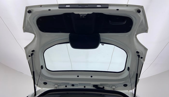2022 Tata PUNCH PURE MT, Petrol, Manual, 1,889 km, Boot Door Open