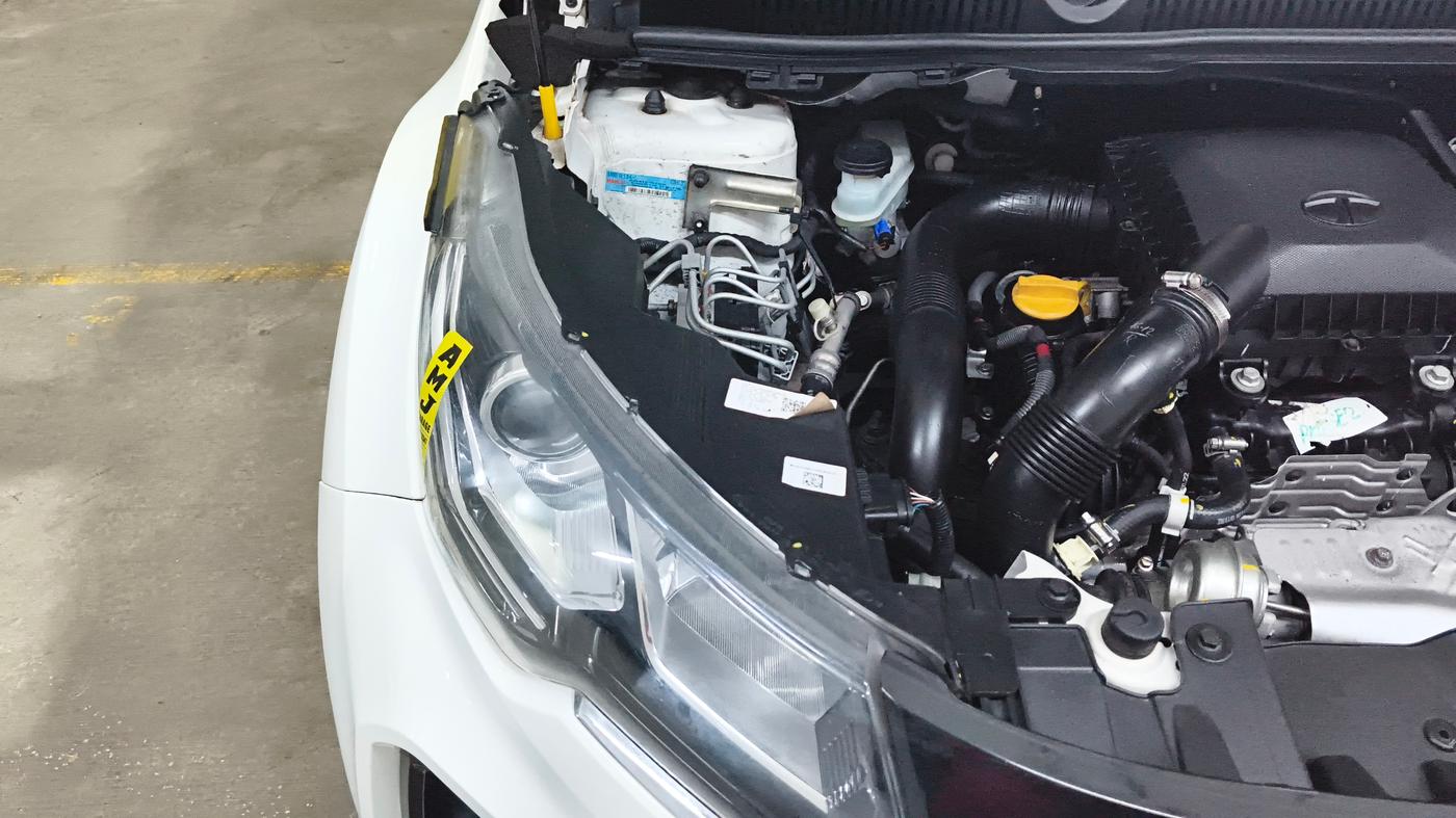 2023 Tata NEXON XE PETROL, Petrol, Manual, 34,899 km, Engine View - Right