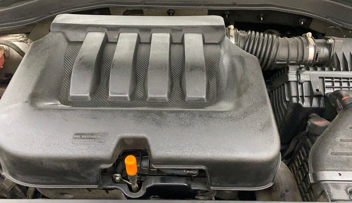 2022 Mahindra XUV700 AX 5 P AT 5 STR, Petrol, Automatic, 28,300 km, Engine View