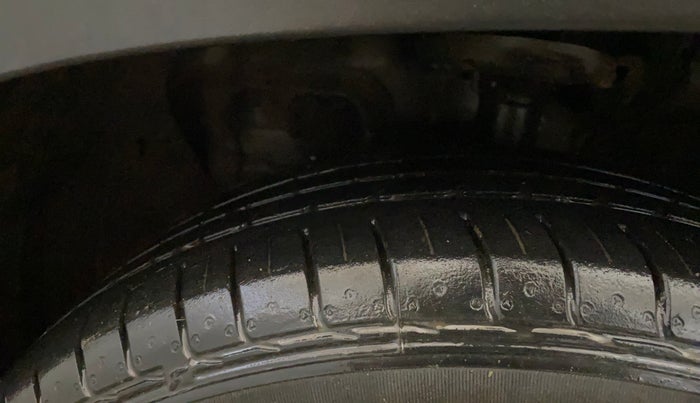 2022 KIA SELTOS HTK PLUS 1.5 IMT, Petrol, Manual, 34,293 km, Left Front Tyre Tread