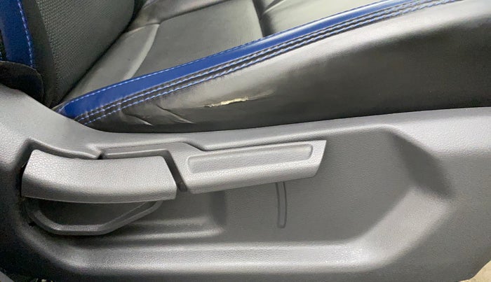 2022 Hyundai AURA S 1.2 CNG, CNG, Manual, 19,113 km, Driver Side Adjustment Panel