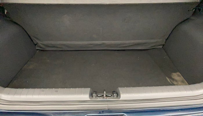 2020 Hyundai GRAND I10 NIOS SPORTZ AMT 1.2 KAPPA VTVT, Petrol, Automatic, 54,982 km, Boot Inside