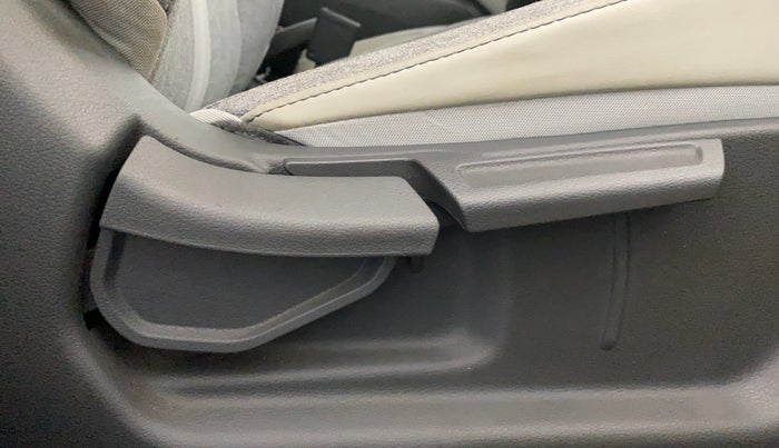 2020 Hyundai GRAND I10 NIOS SPORTZ AMT 1.2 KAPPA VTVT, Petrol, Automatic, 54,982 km, Driver Side Adjustment Panel