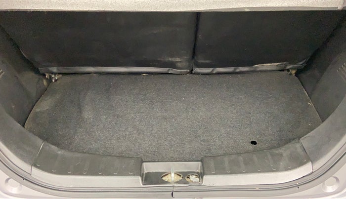 2015 Maruti Wagon R 1.0 VXI, Petrol, Manual, 36,766 km, Boot Inside